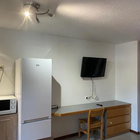 4 Pers Avec Balcon, Wifi, Parking, Animaux Admis - - Fr-1-512-79